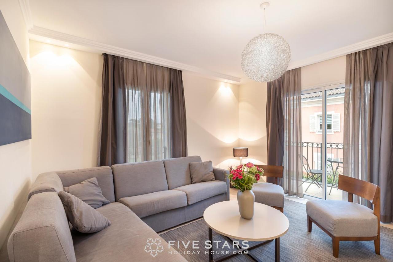 Villa Artemys - Five Stars Holiday House سا جو كاب فيرا المظهر الخارجي الصورة